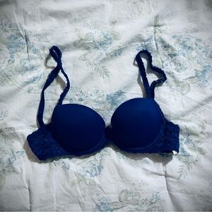Elegant Navy Push-Up Lace Bra